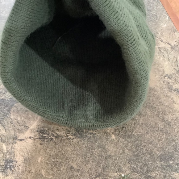 Youth or women’s Sz small CARHARTT Touque - Picture 5 of 6